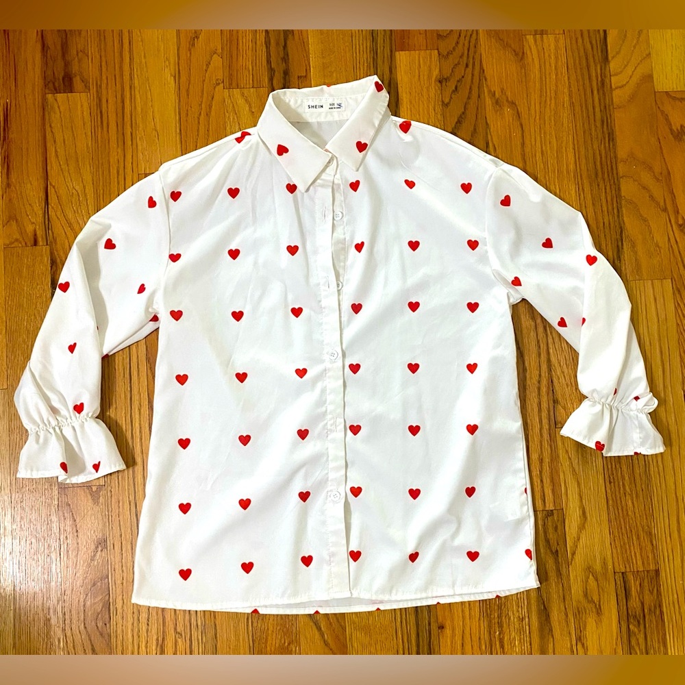 SheIn Women's Red Heart Long Sleeve Button-Up White Collared Shirt Size S 12Y